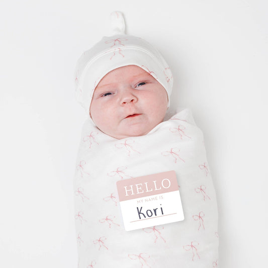 Lulujo Hello World Muslin Swaddle Blanket & Hat Set (0-4M) Vintage Bows