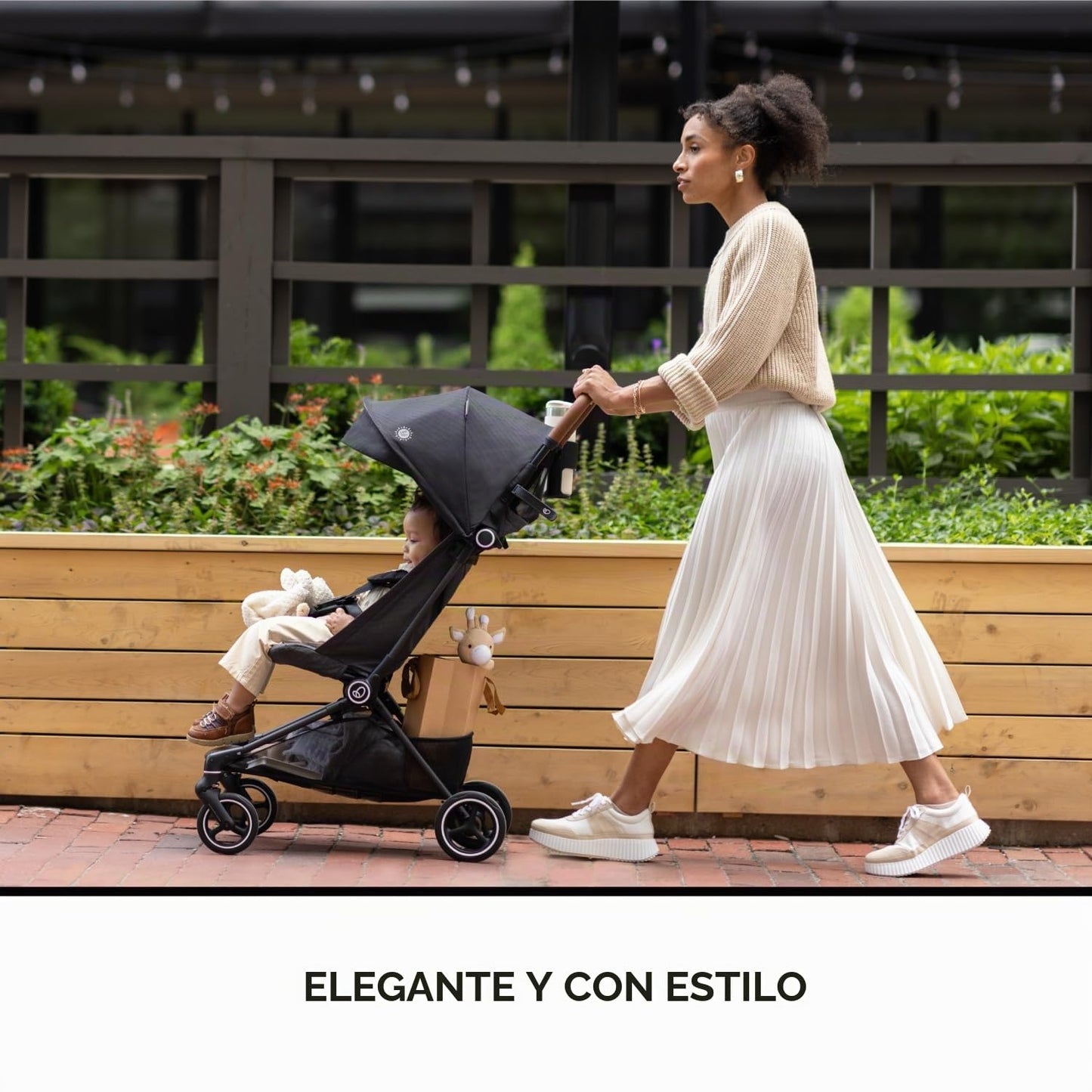 Evenflo: Hummingbird™ Ultra-Lightweight Carbon Fiber Stroller – Crest Grey