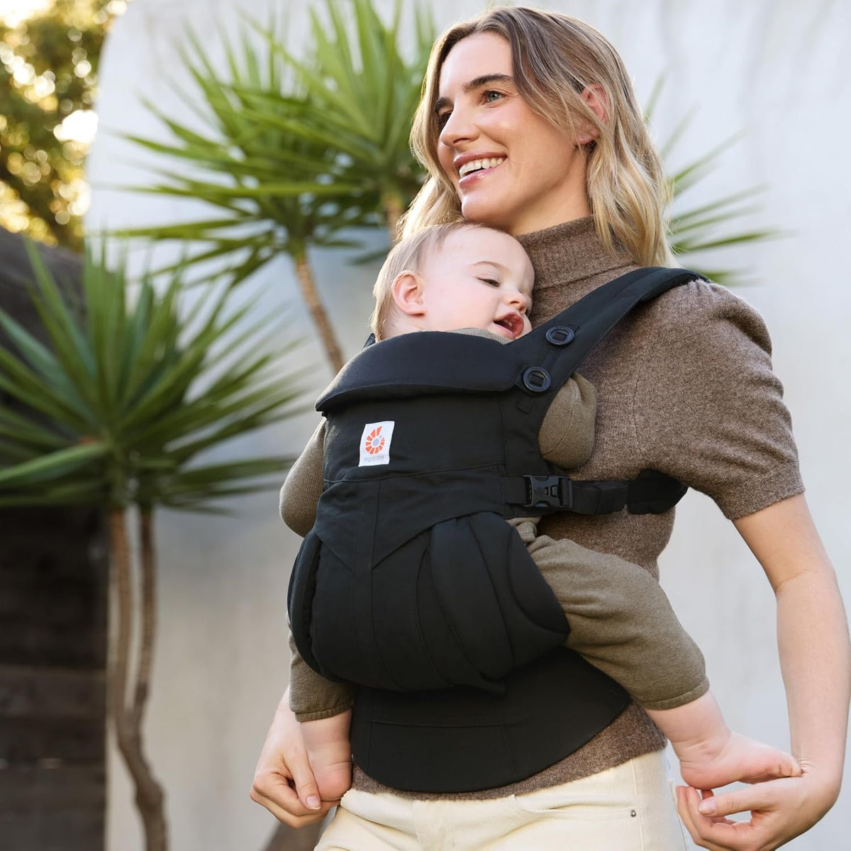 Ergobaby: Omni 360 All-in-One Baby Carrier - Pure Black