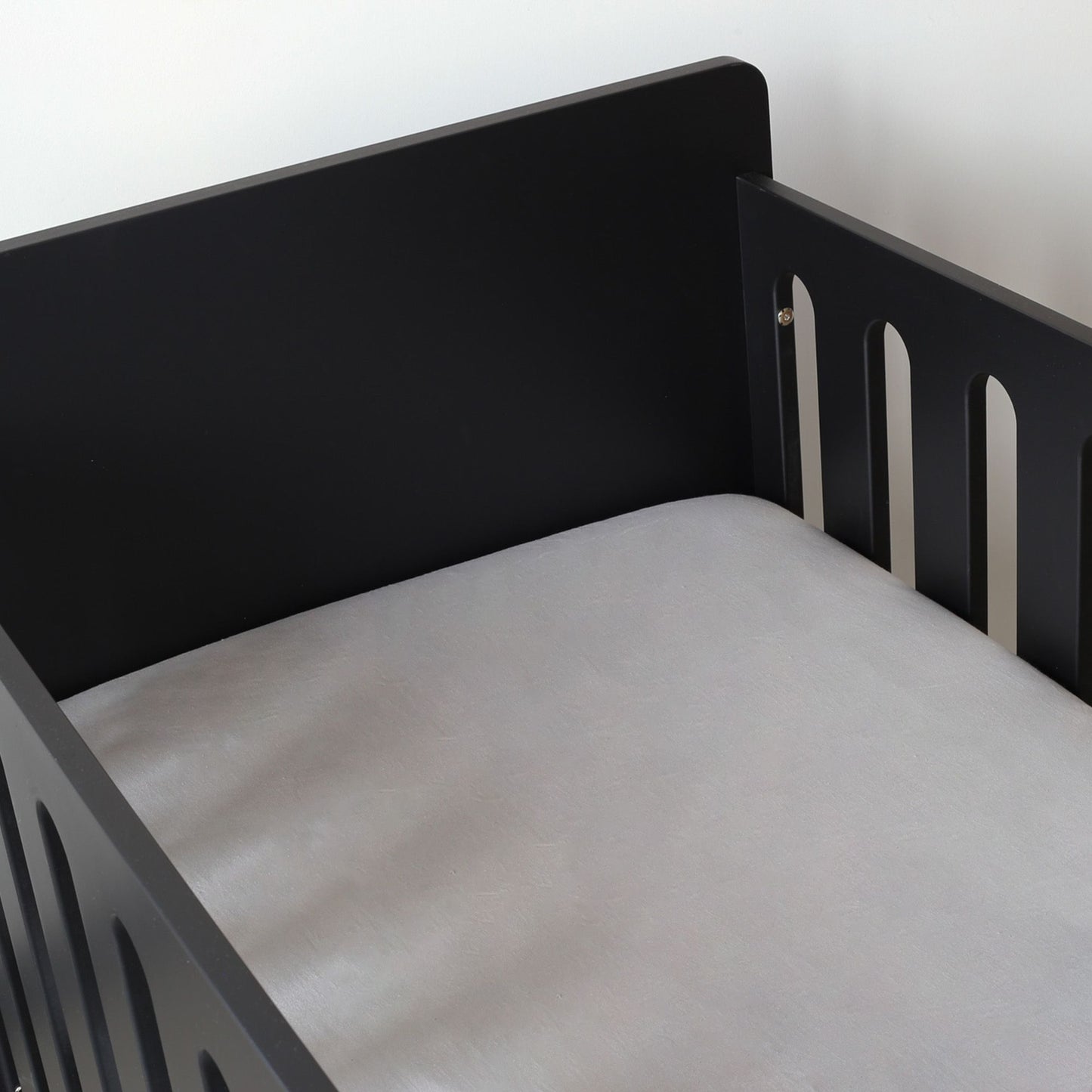 Grey Fitted Crib Sheet (60x120 cm)