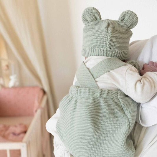 Trois Kilos Sept: Knitted Newborn Hat – Olive Green (0-1 Month)