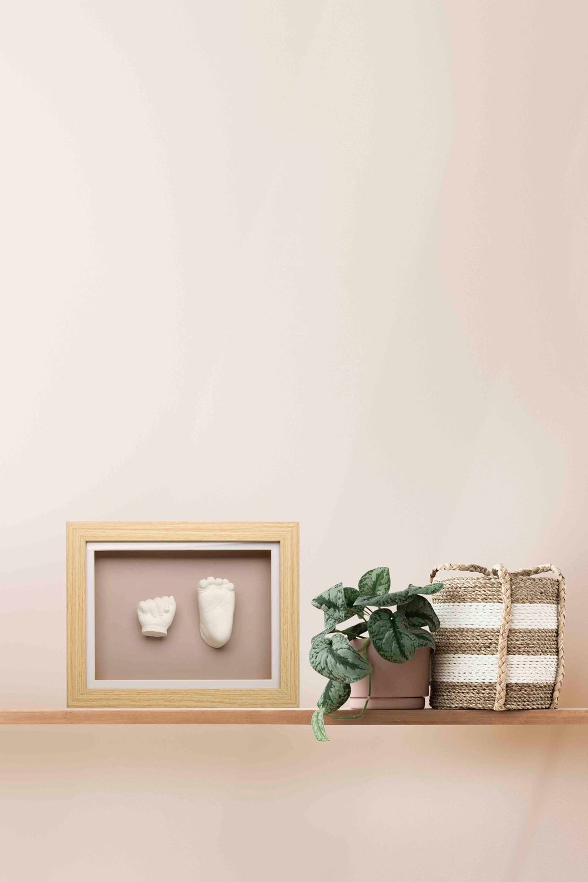 Happy Hands 3D Deluxe Casting Set – Natural Wood Frame