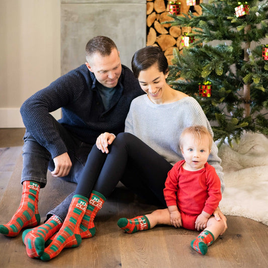mom, dad and baby holiday sock set