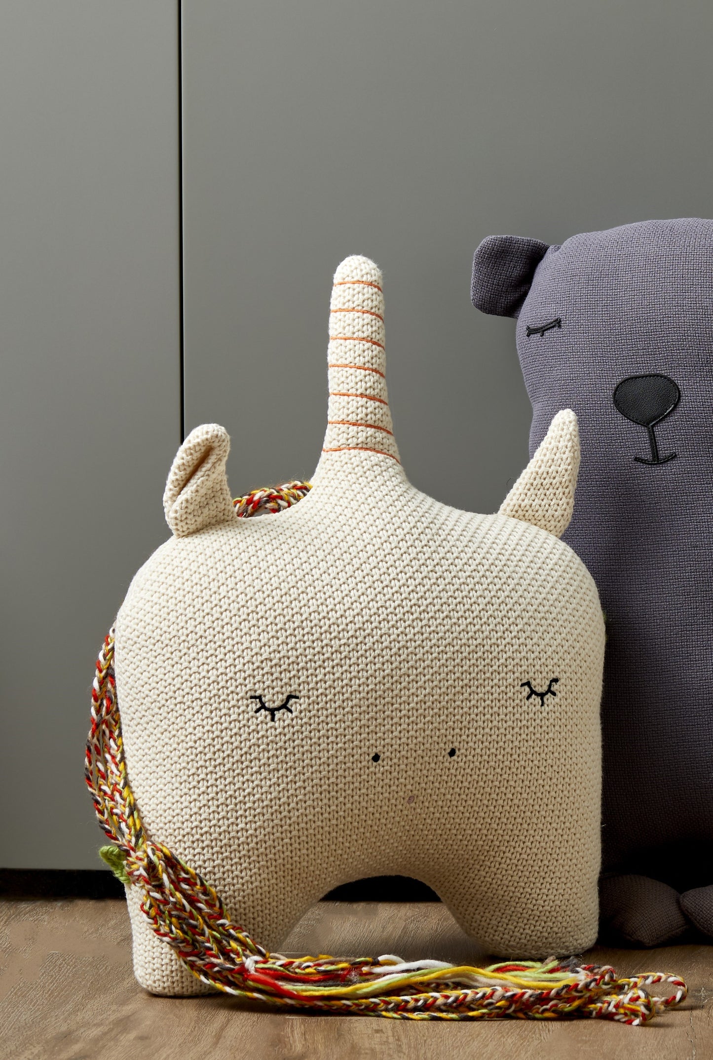 Unicorn Pillow 38 cm x 15 cm x 53 cm