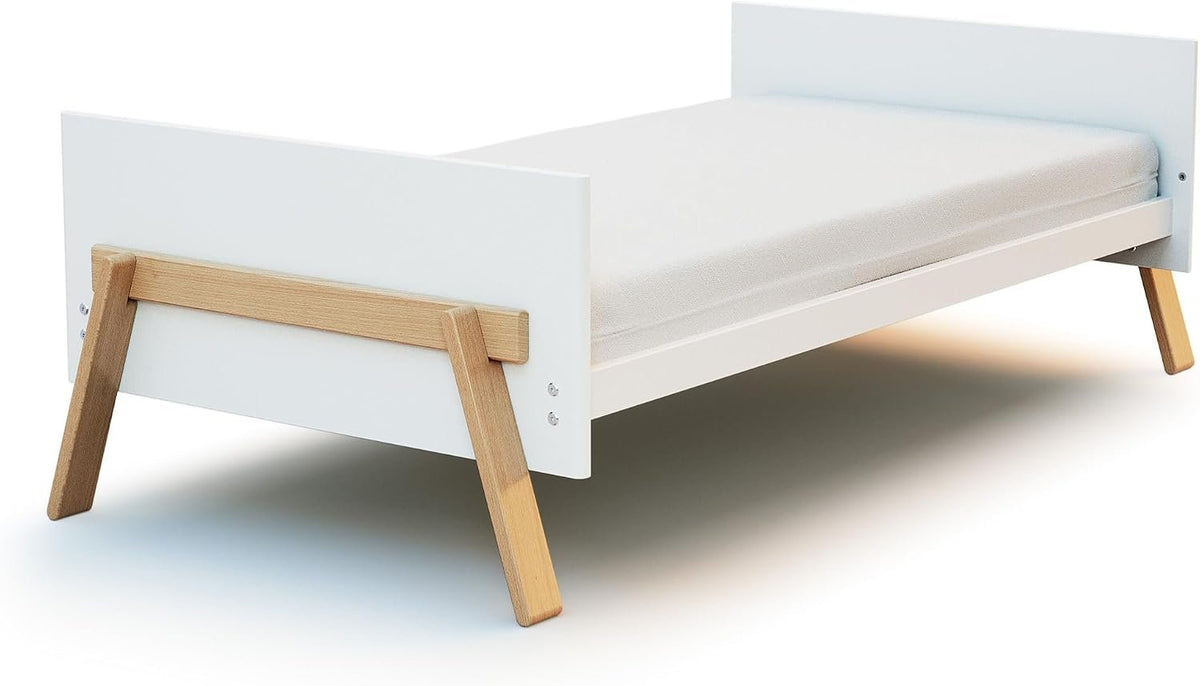 Jurababy: Baby Cot in Wood (70 x 140 cm) - CANAILLE White & Varnished Beech