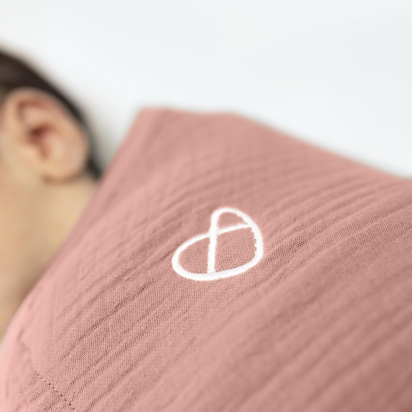 SwaddleMe by Ingenuity Original Muslin Swaddle - Blush (0-3M)