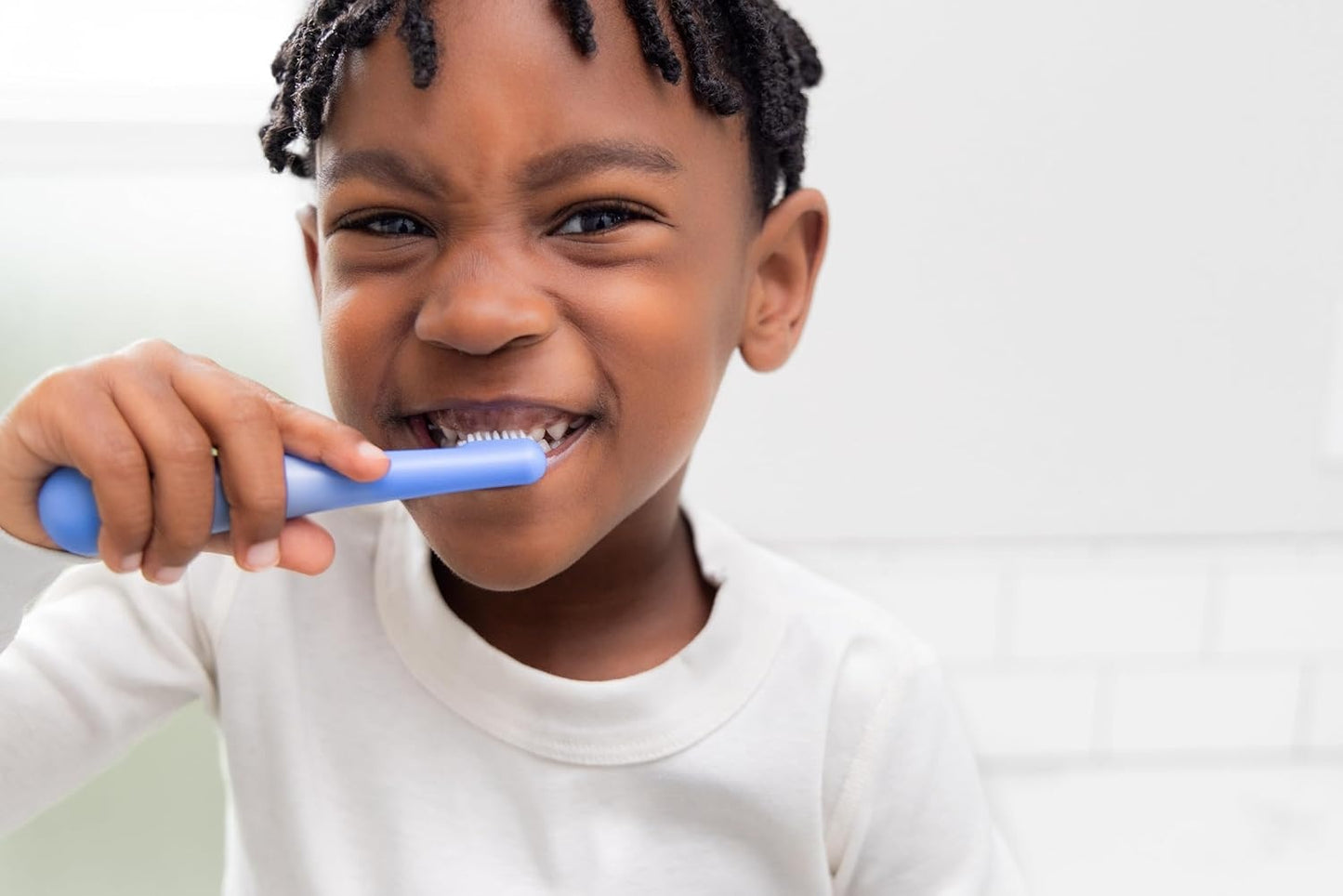 Ubbi: Toddler Training Toothbrush Set – Polaris Blue & Zest Green