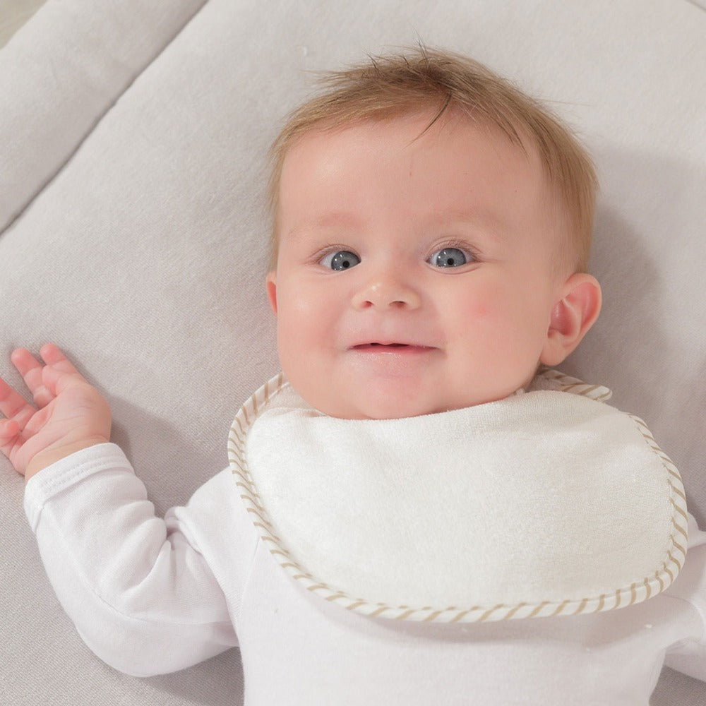 Set of 7 Bibs- Essentials