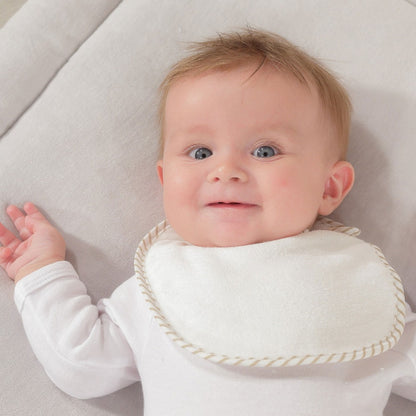 Set of 7 Bibs- Essentials