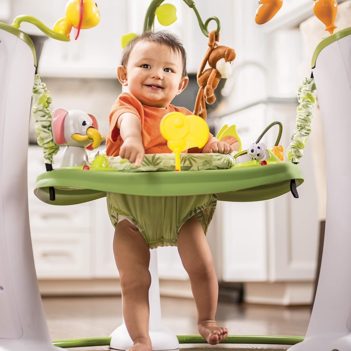 Evenflo: ExerSaucer Safari Friends Jumper Activity Center
