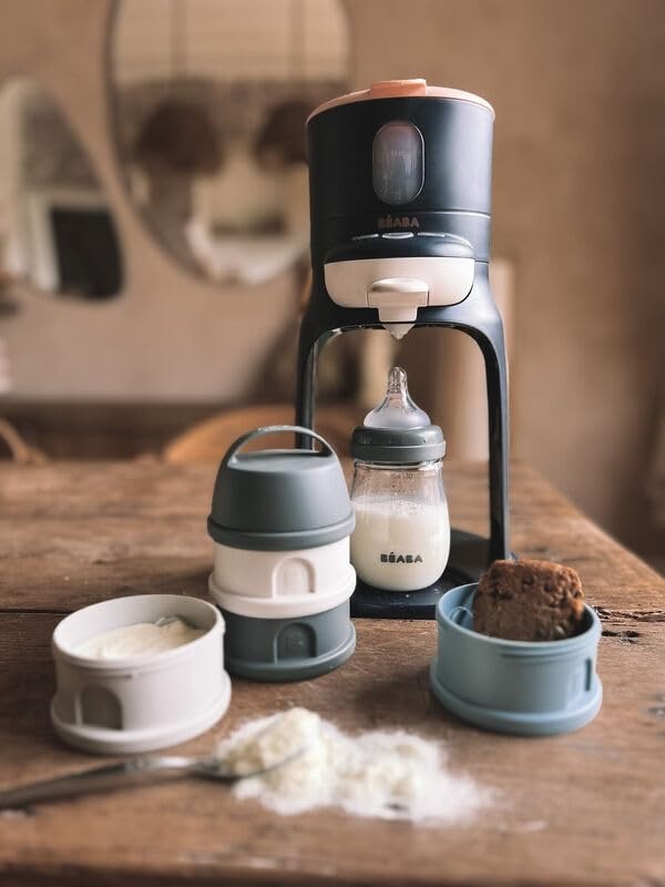 Beaba Formula and Snack Container