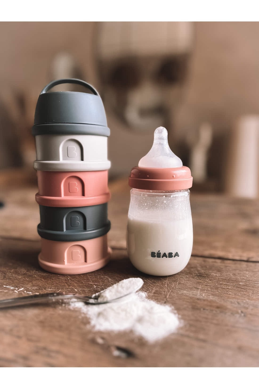 Beaba Formula and Snack Container