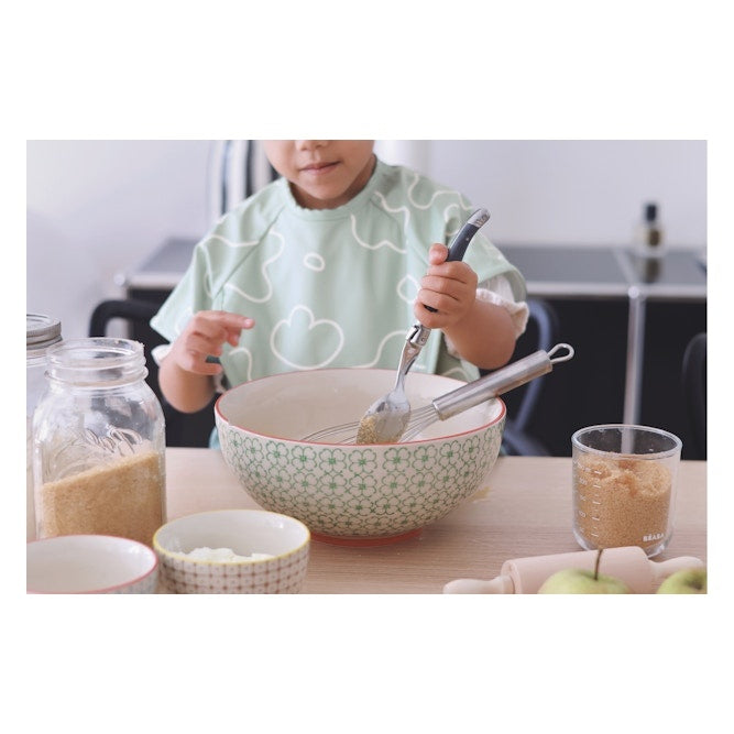BÉABA 2-in-1 Fabric Bib with Removable Sleeves – Sage Green