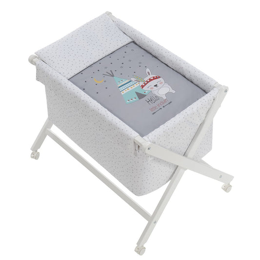 Crib in white, complete with mattress, frame & bedding