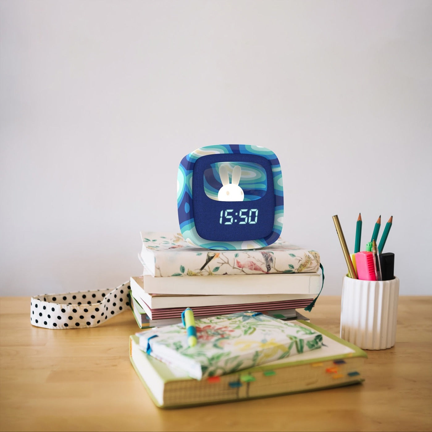MOB Billy Clock & Night Light – Blue Waves
