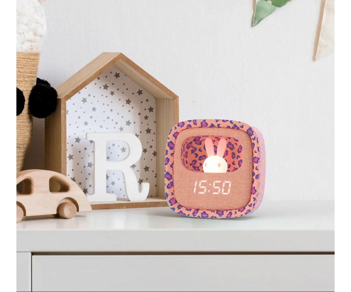 MOB Billy Clock - light and clock pink