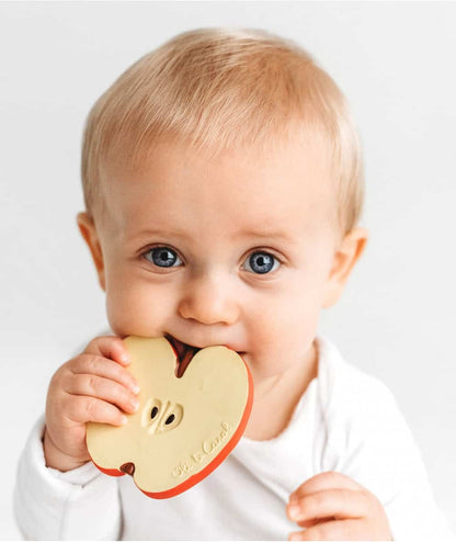 OLI & CAROL Pepita The Apple Teether