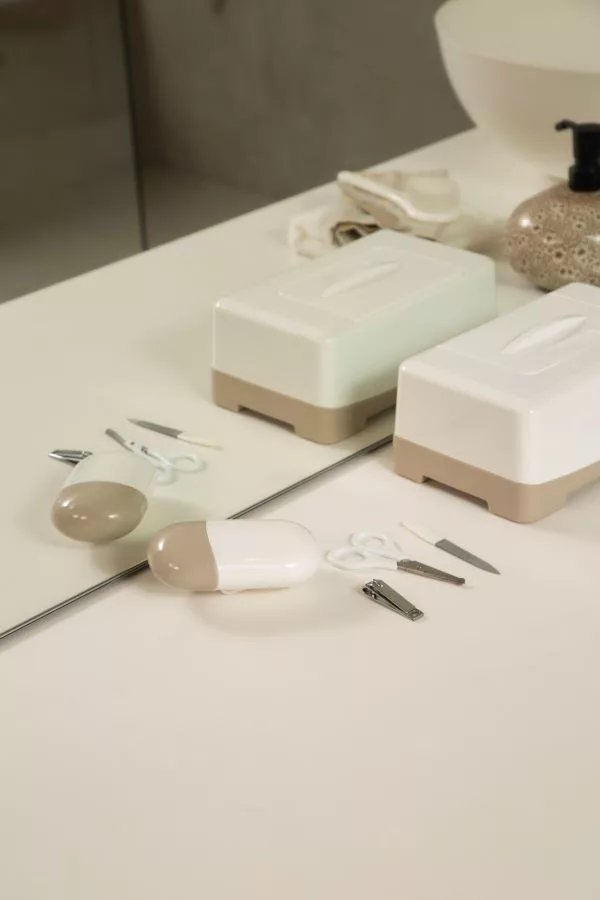 LUMA Manicure Set – White