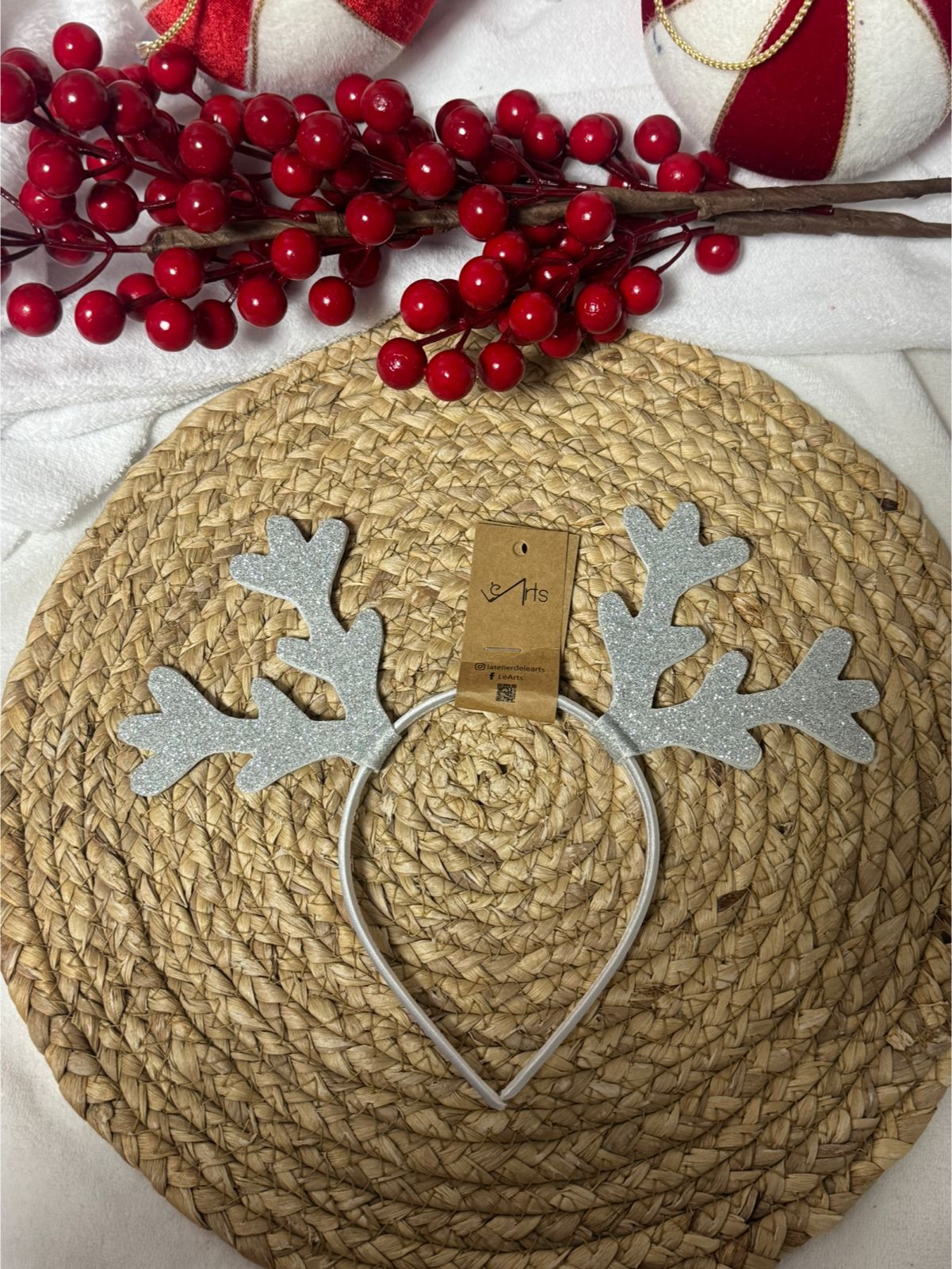 Christmas Arc Reindeer Assorted color