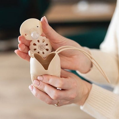 Pacifier box silicone- beige