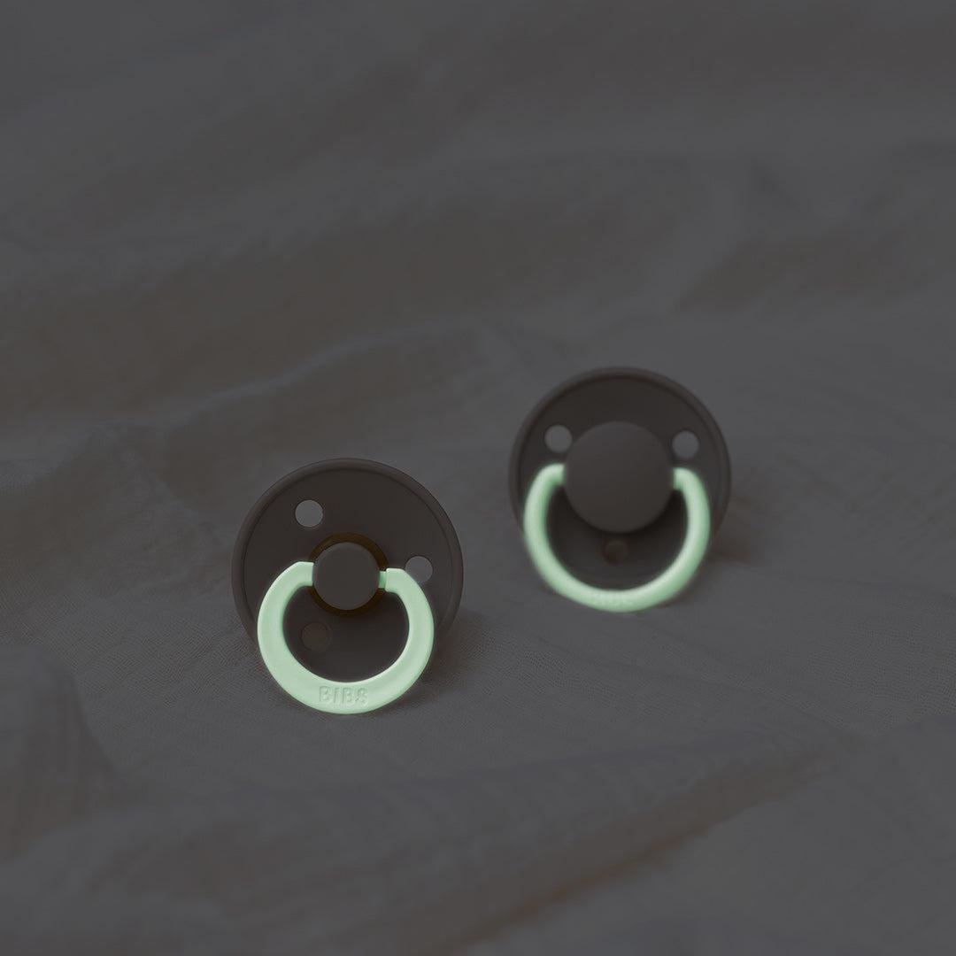 BIBS: Pacifier Original COLOUR Latex - Iron GLOW / Baby Blue GLOW (2 Pack)