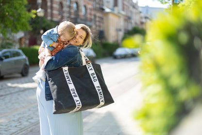 Family Bag Signature