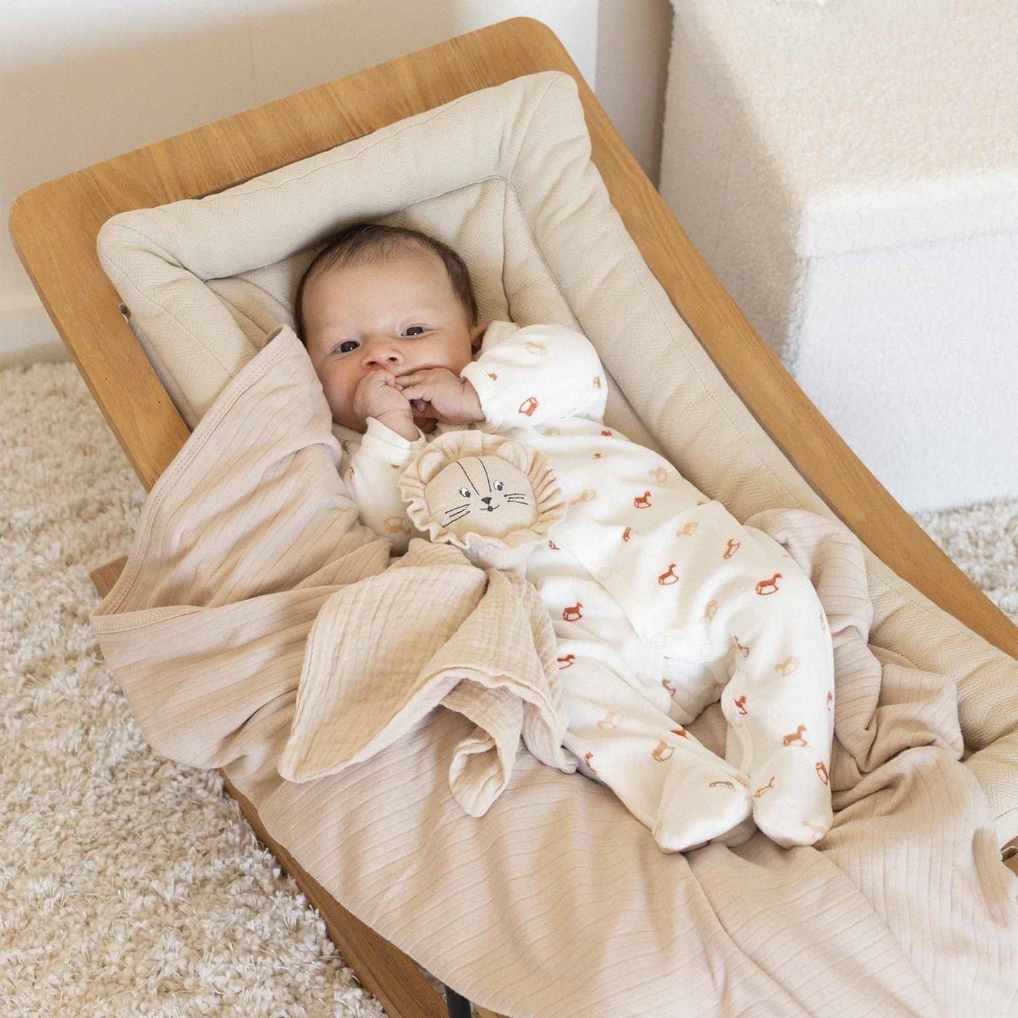 Trois Kilos Sept Horse Rocker Footed Sleepsuit – Ecru (6 Months)