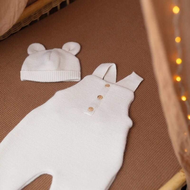 Trois Kilos Sept: Knitted Newborn Hat – Sand (0-1 Month)