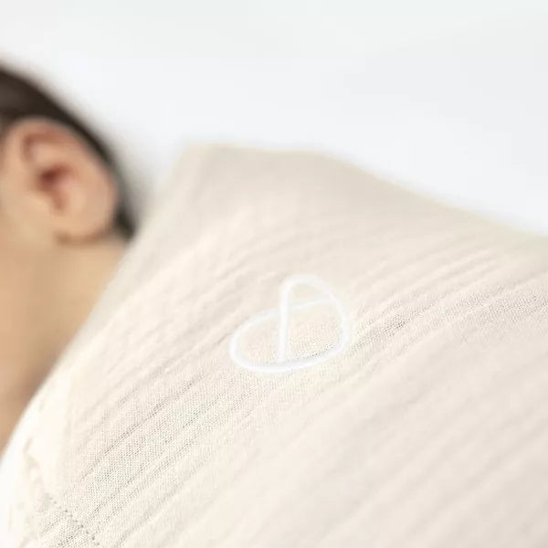 SwaddleMe by Ingenuity Original Muslin Long-Sleeve Baby Swaddle - Cream