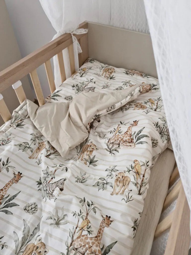 KOELL: Premium Bedding Set with Integrated Filling - Safari Collection (120x90 cm / 40x60 cm)